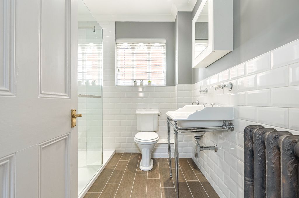 Additional image 40 of 6 bed detached house for saleHollies Drive, Mucklow Hill, Halesowen B62
