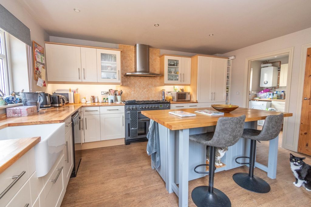 Additional image 4 of 5 bed detached house for saleHolt Road, Fakenham NR21