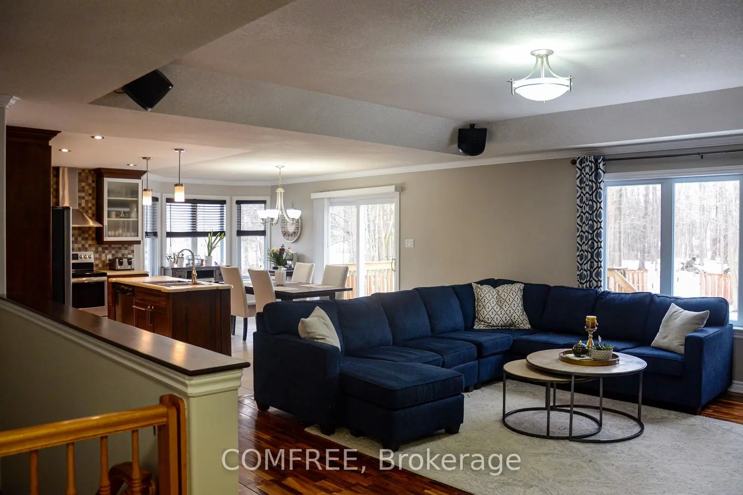 115 Larose Lane photo 4