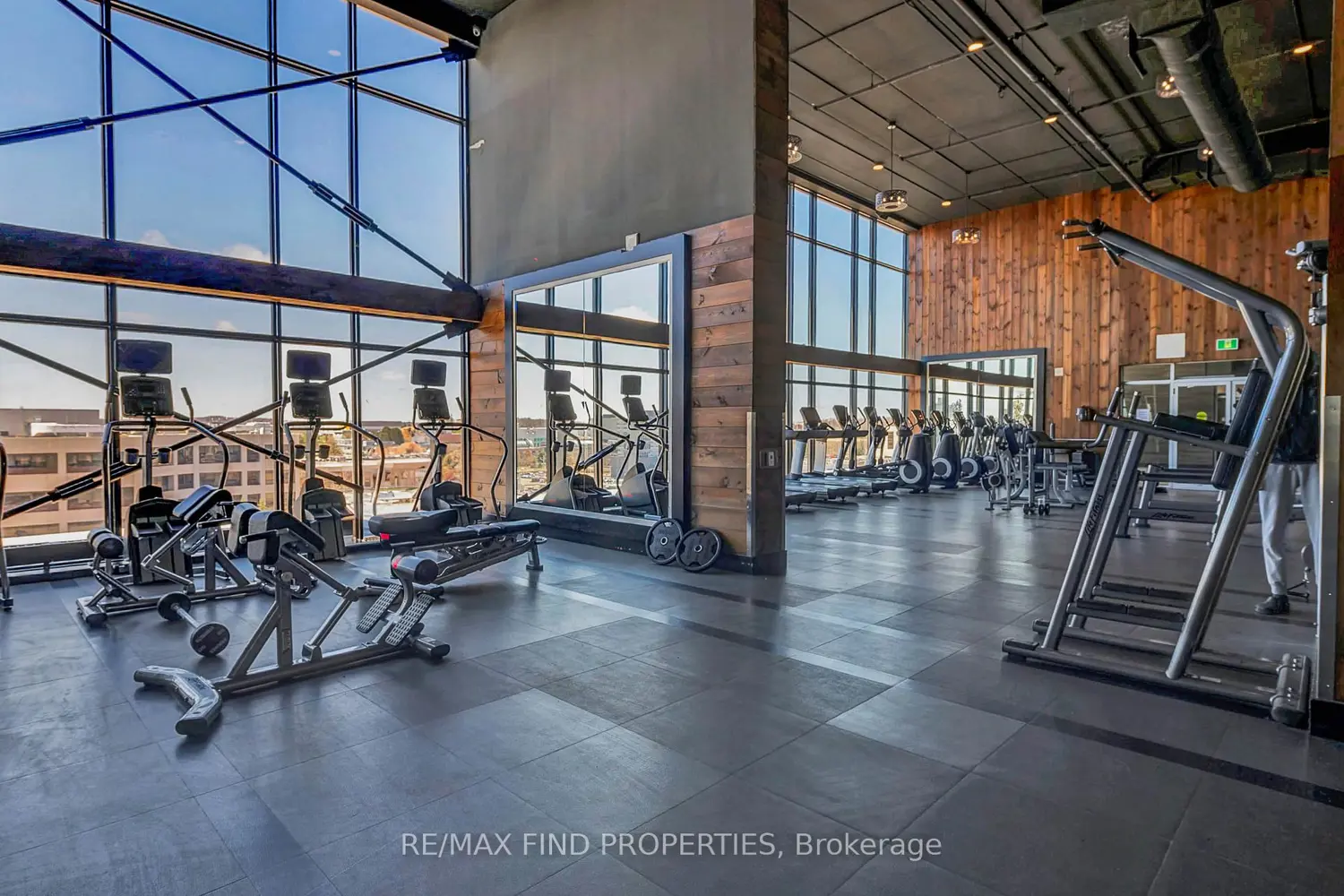 Additional image 19 of 330 Phillip Street 2709