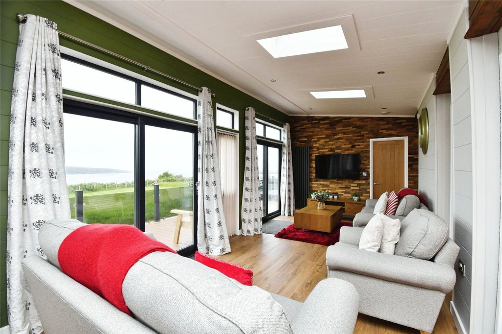 3 bed bungalow for saleFishguard Bay Resort, Pembrokeshire SA65