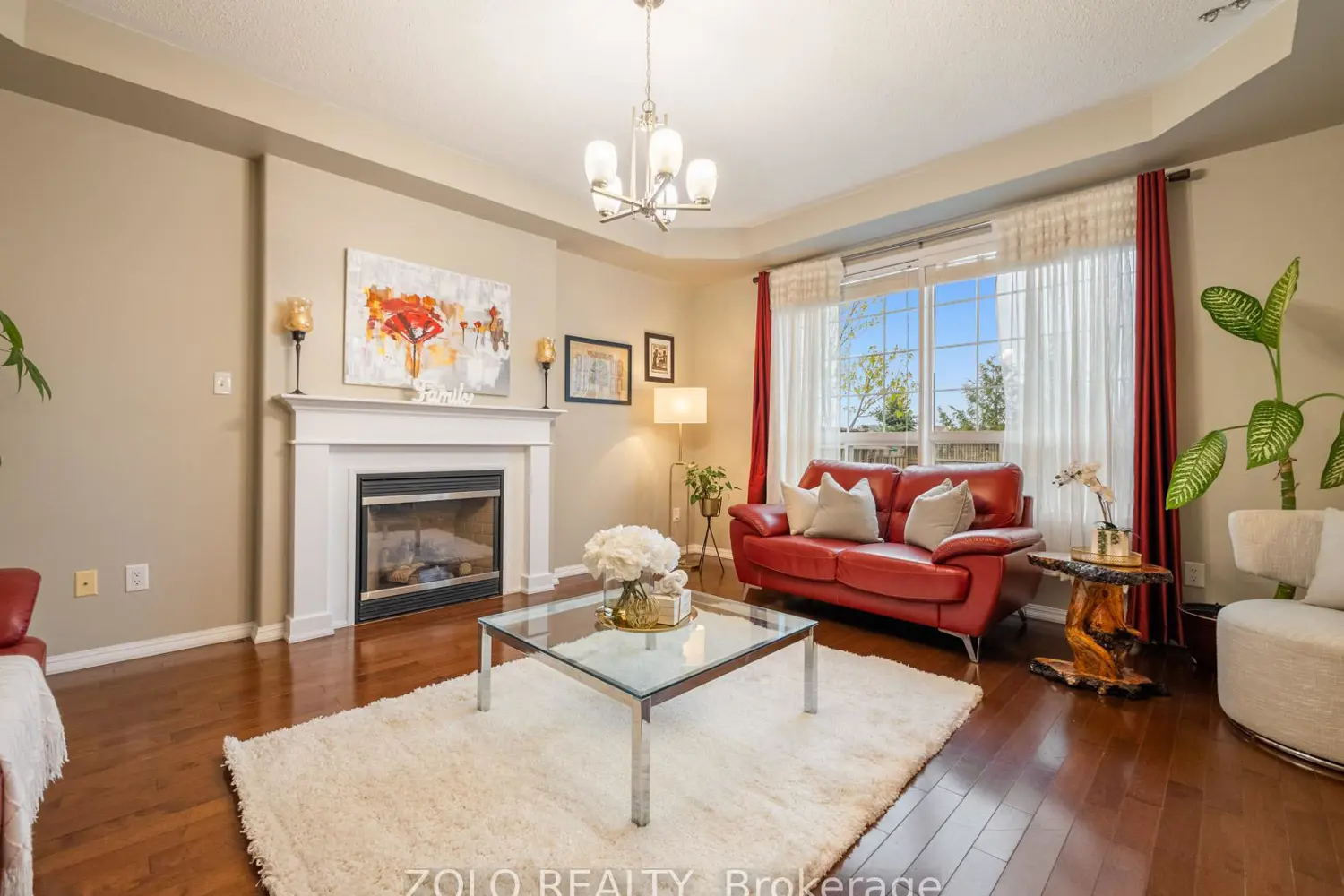 818 Cousens Terrace photo 4