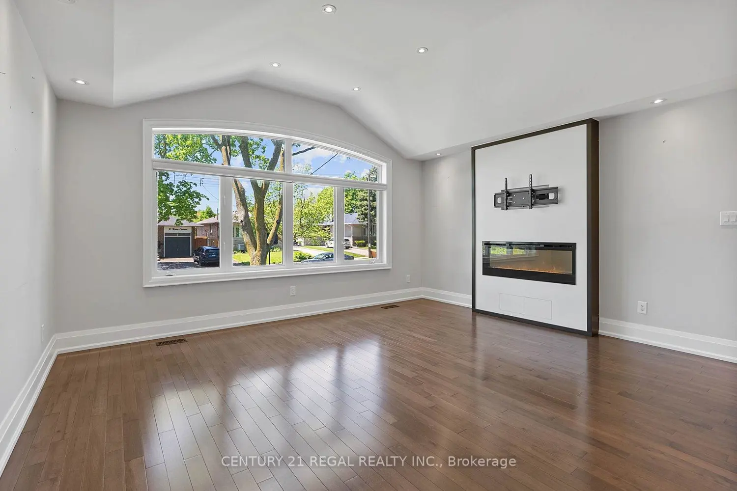 Additional image 3 of 18 Rowse Crescent