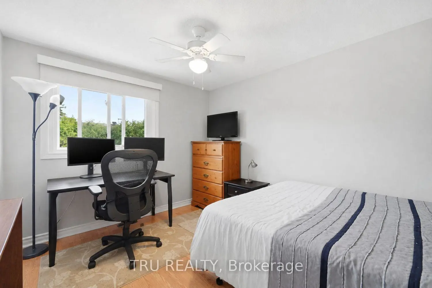 Additional image 11 of 2336 Orient Park Drive 16