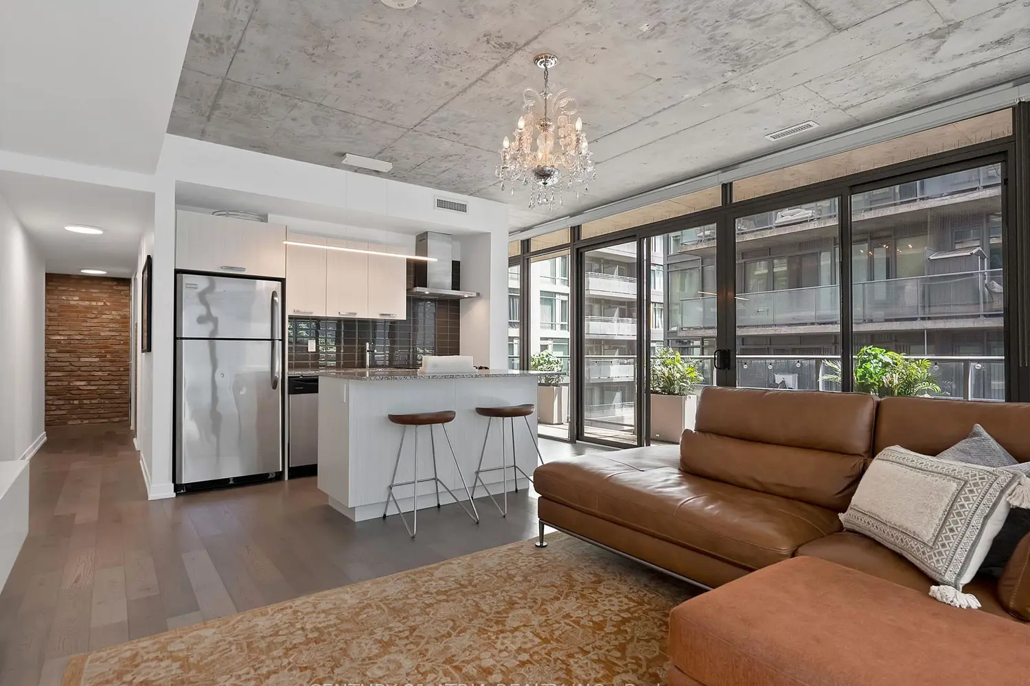 Additional image 11 of 95 Bathurst Street 318