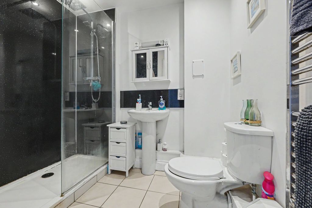 Additional image 13 of 2 bed flat for saleDock Road, Chatham ME4