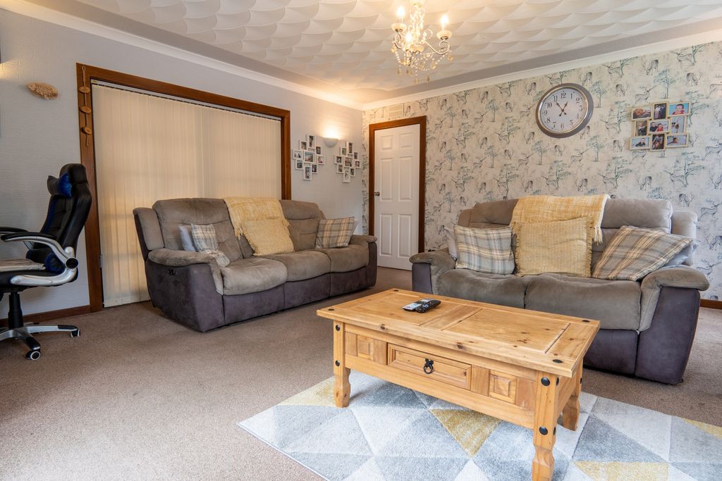 Additional image 6 of 5 bed detached bungalow for saleInverness, Drumnadrochit IV63