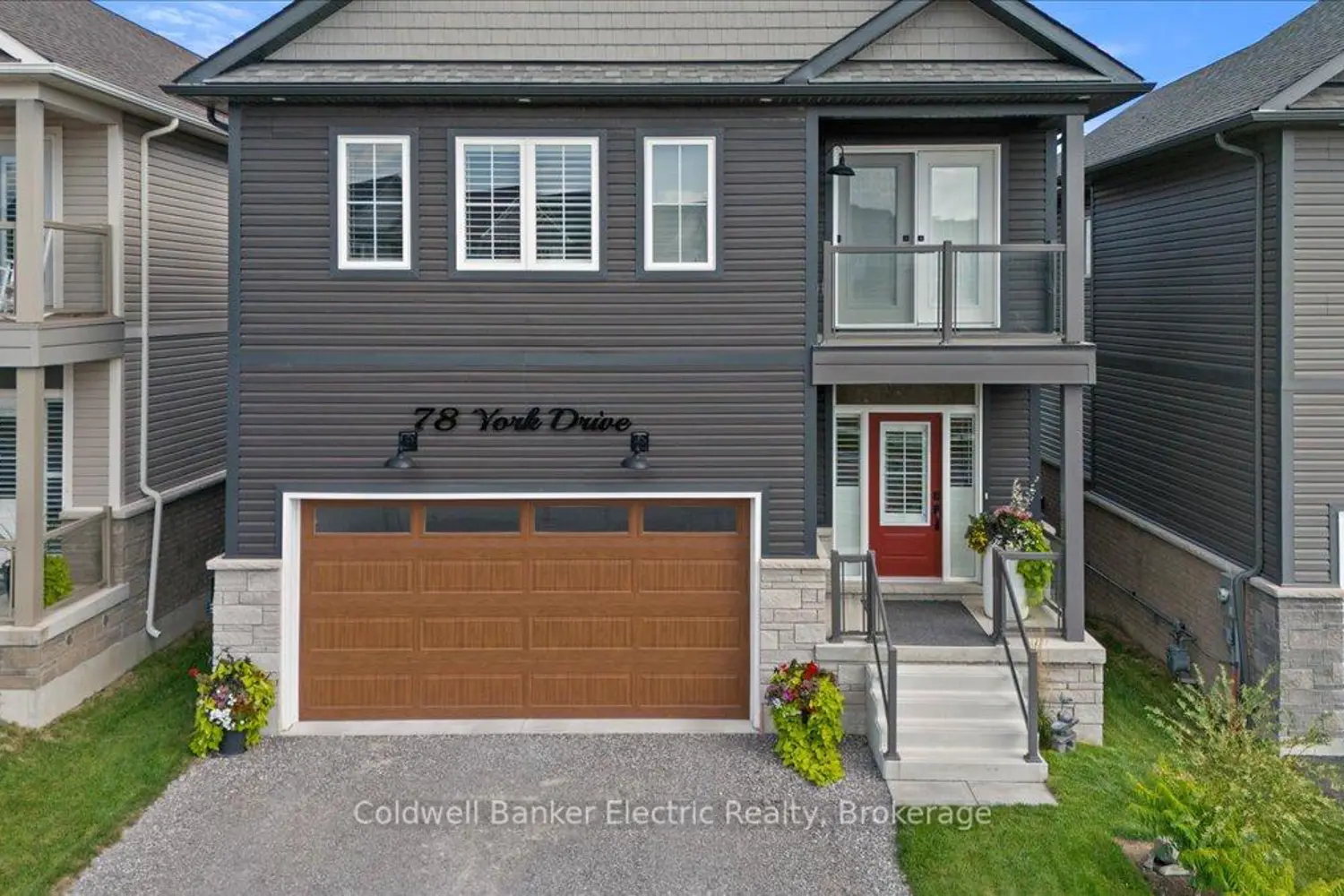 78 York Drive photo 2