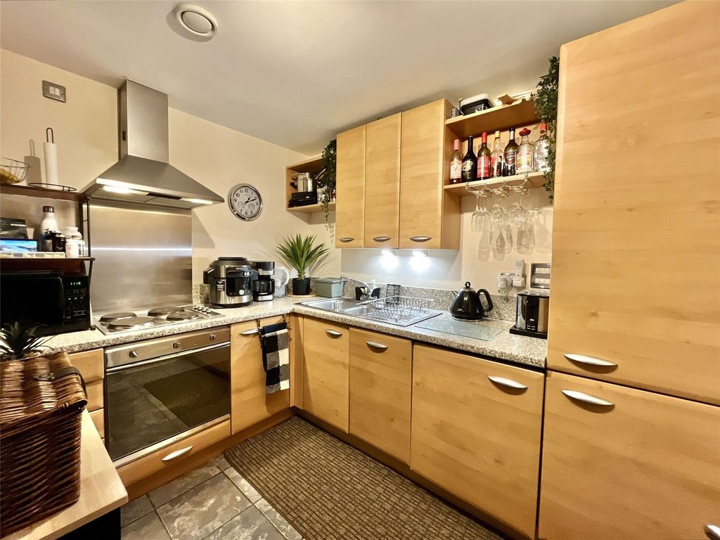 Additional image 6 of 2 bed flat for saleMill Road, Gateshead NE8