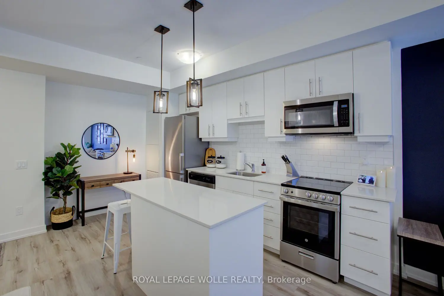 Additional image 5 of 243 Northfield Drive #208