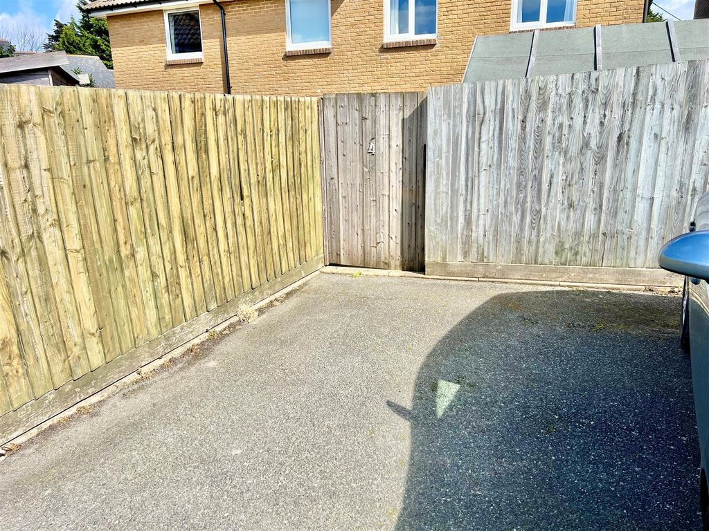Additional image 15 of 3 bed semi-detached house for saleFreshwater, Isle Of Wight PO40