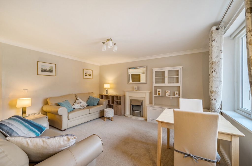 Additional image 5 of 1 bed flat for saleSwan Lane, Faringdon, Oxfordshire SN7
