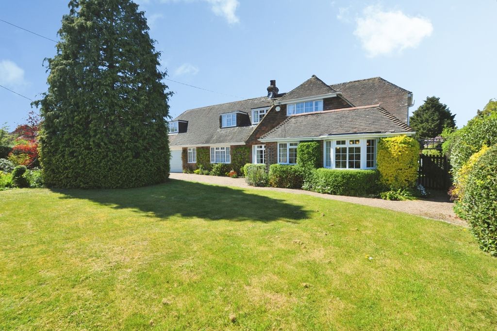4 bed detached house for saleShrub Lane, Burwash, Etchingham, East Sussex TN19