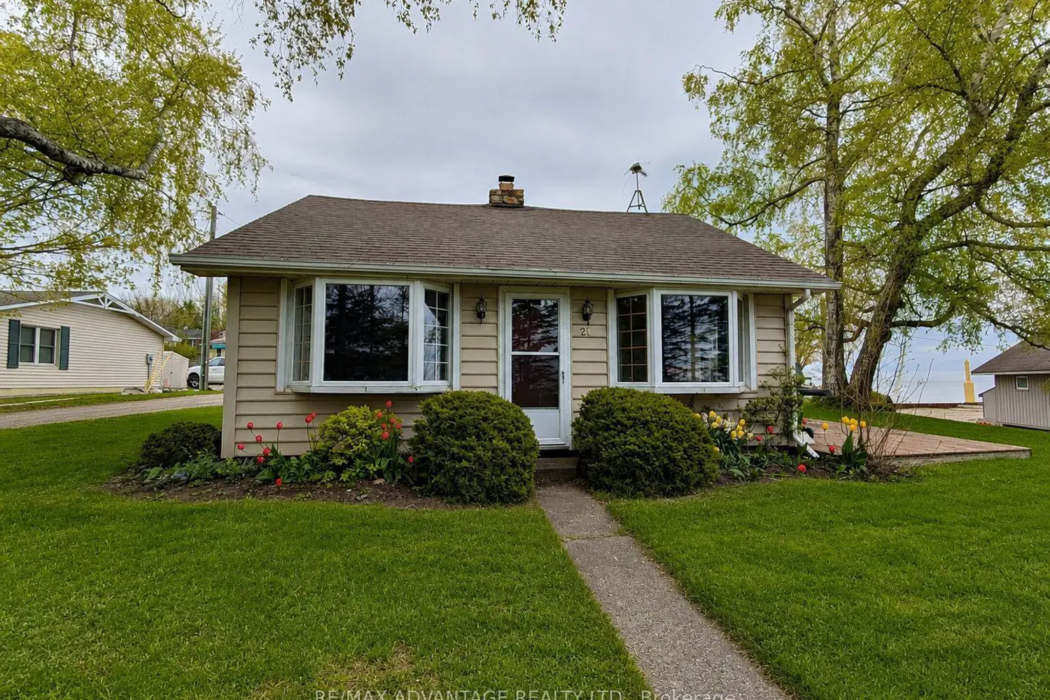 49205 Blair Drive photo 4