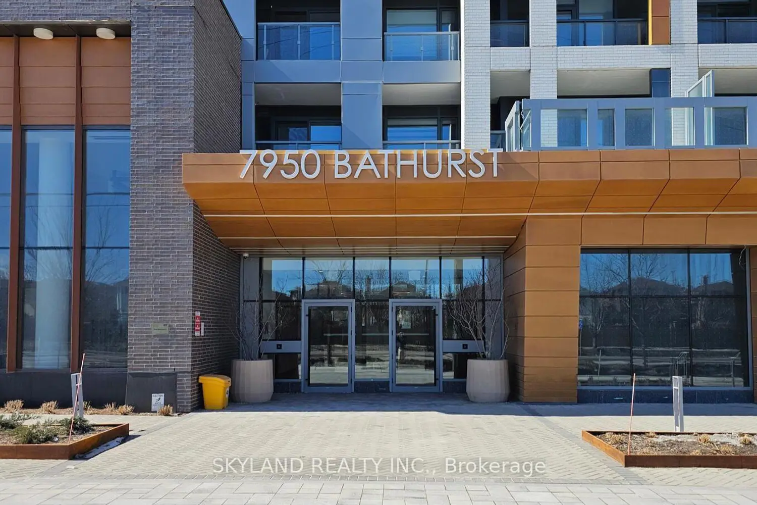 7950 Bathurst Street 2503