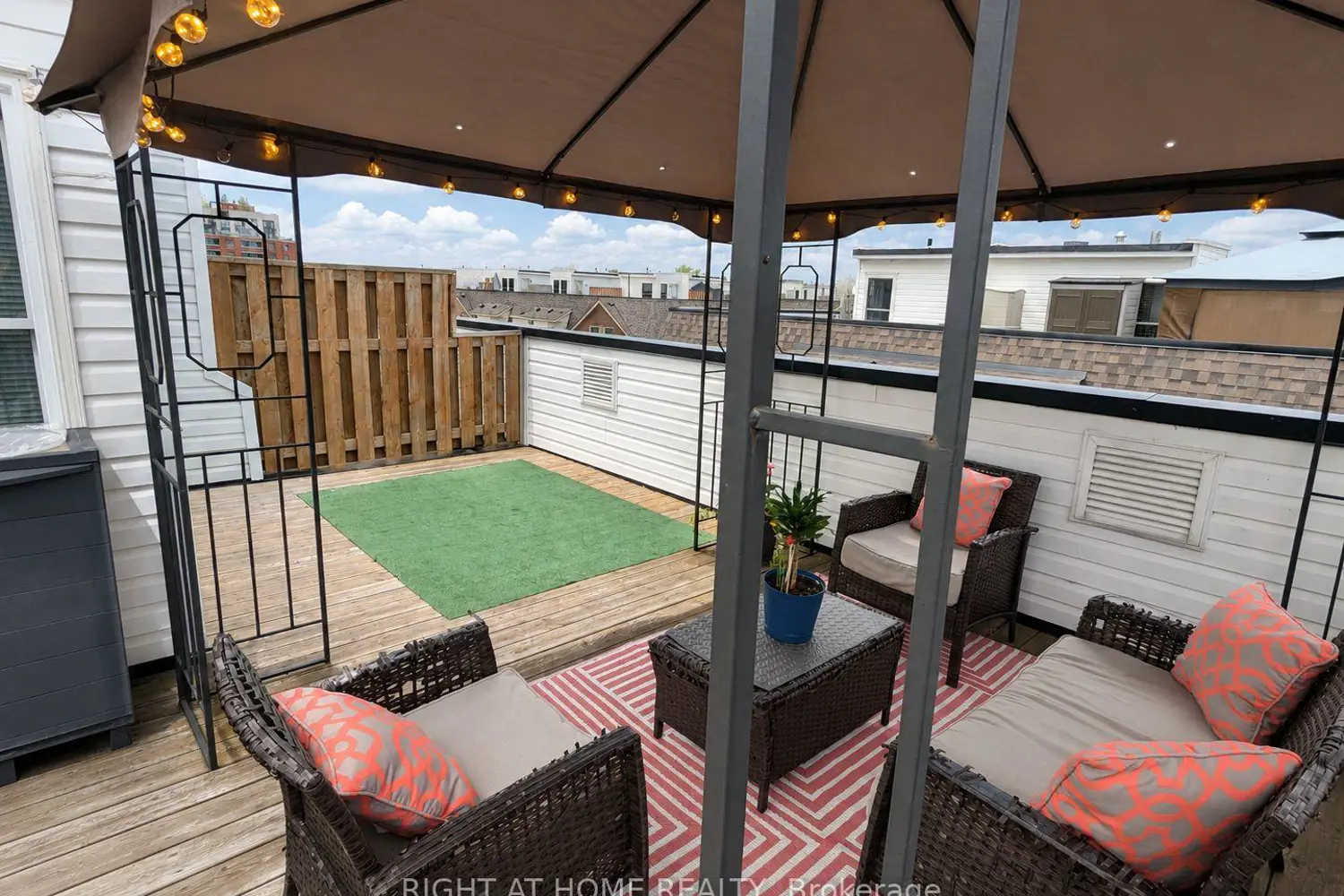 Additional image 11 of 760 Lawrence Avenue 221
