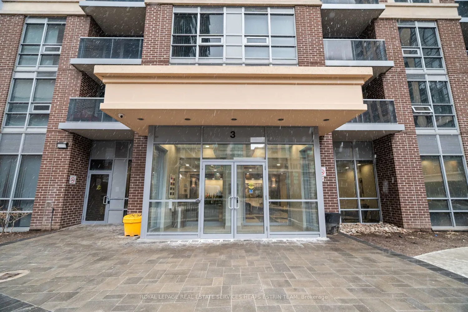 Additional image 9 of 3 Michael Power Place 606