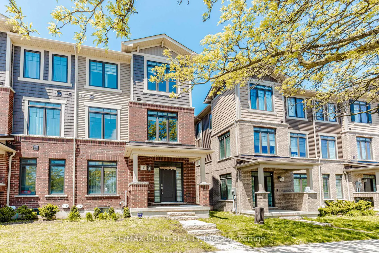 147 Hibiscus Lane