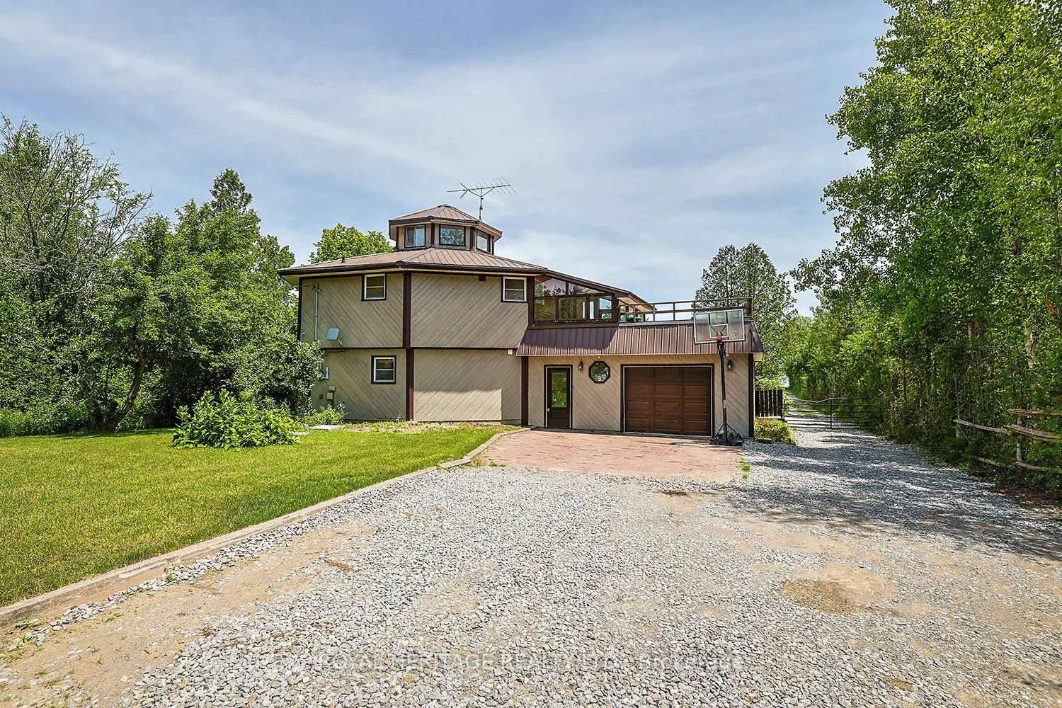 5225 Rice Lake Drive photo 2