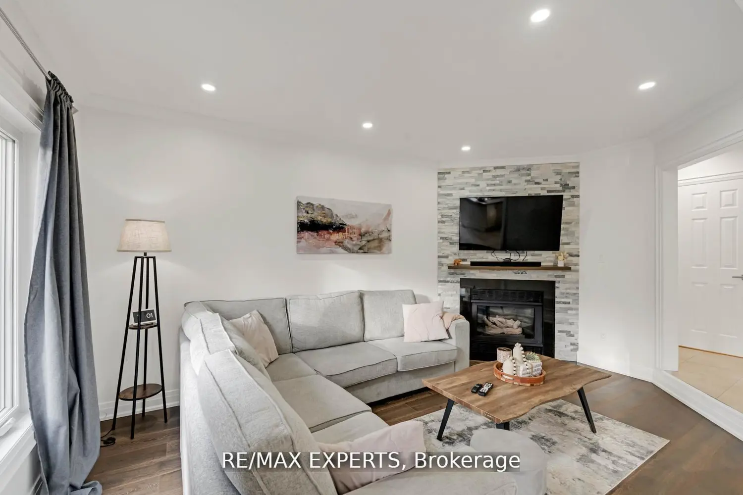 36 Berrydown Drive photo 3