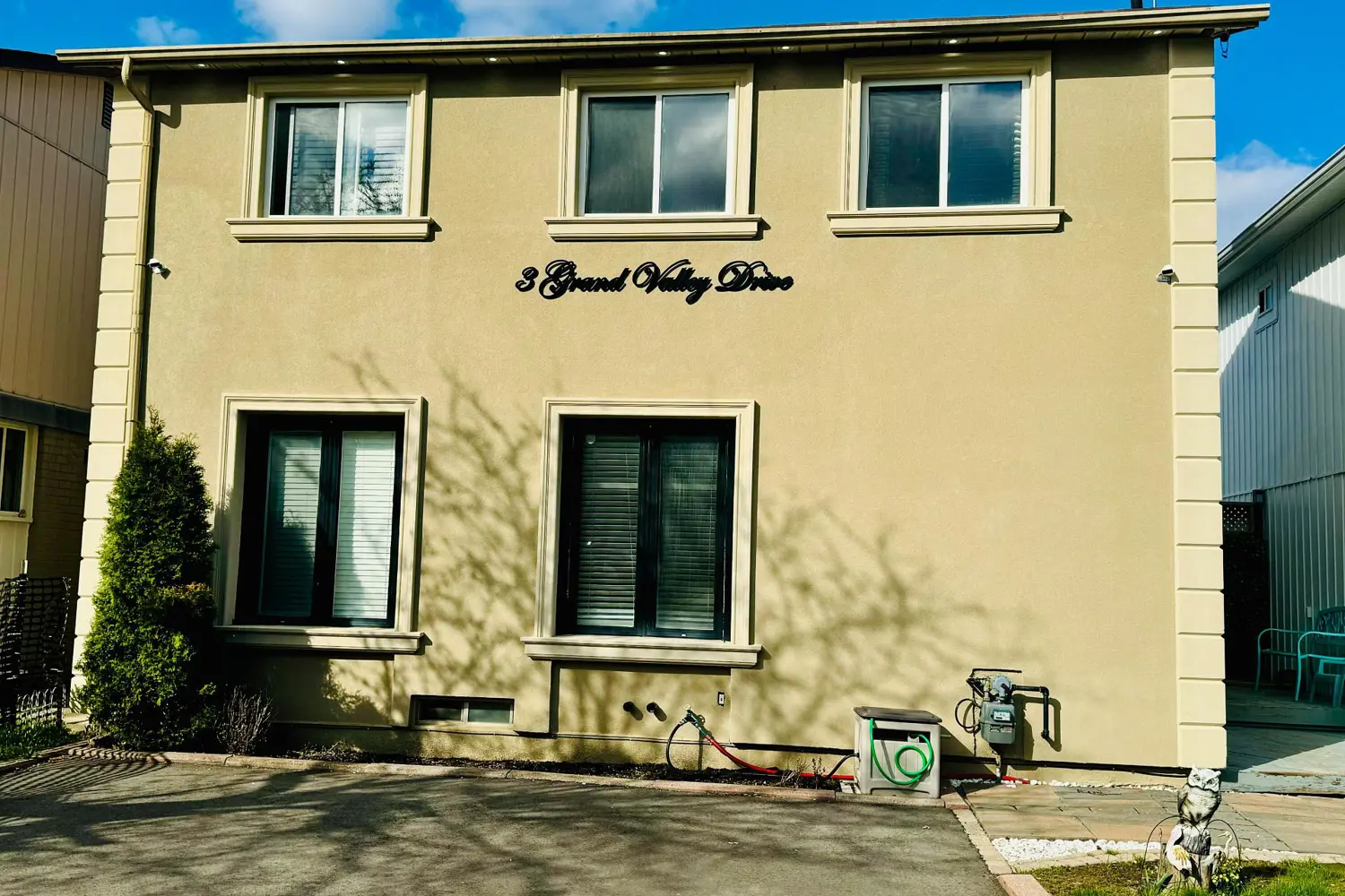 3 Grand Valley Drive