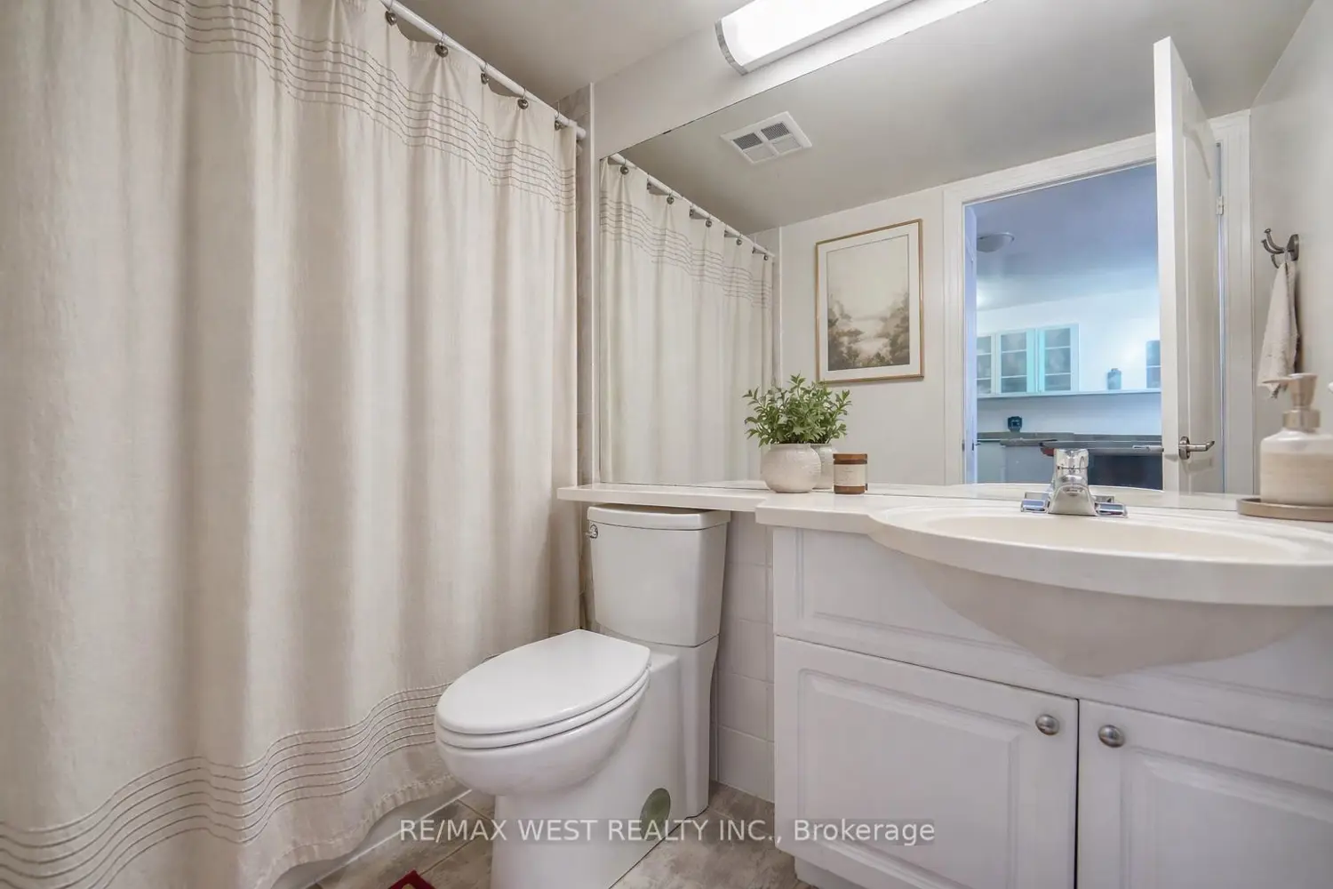 Additional image 8 of 188 Doris Avenue 1717