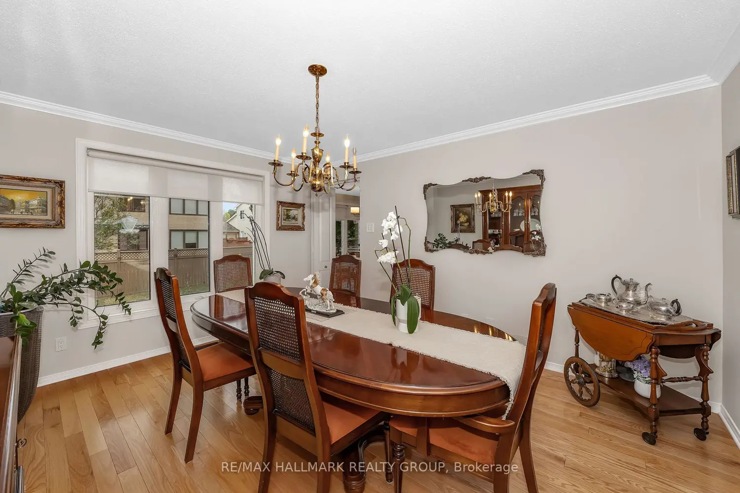 1850 Thornecrest Street photo 5