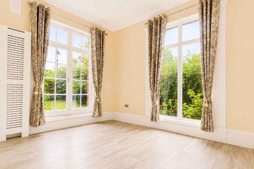 Additional image 5 of 18 bed detached house for saleClarence Place, Gravesend DA12