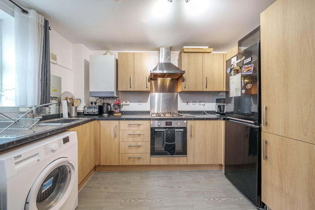 Additional image 9 of 1 bed flat for salePalmer Road, Faringdon, Oxfordshire SN7