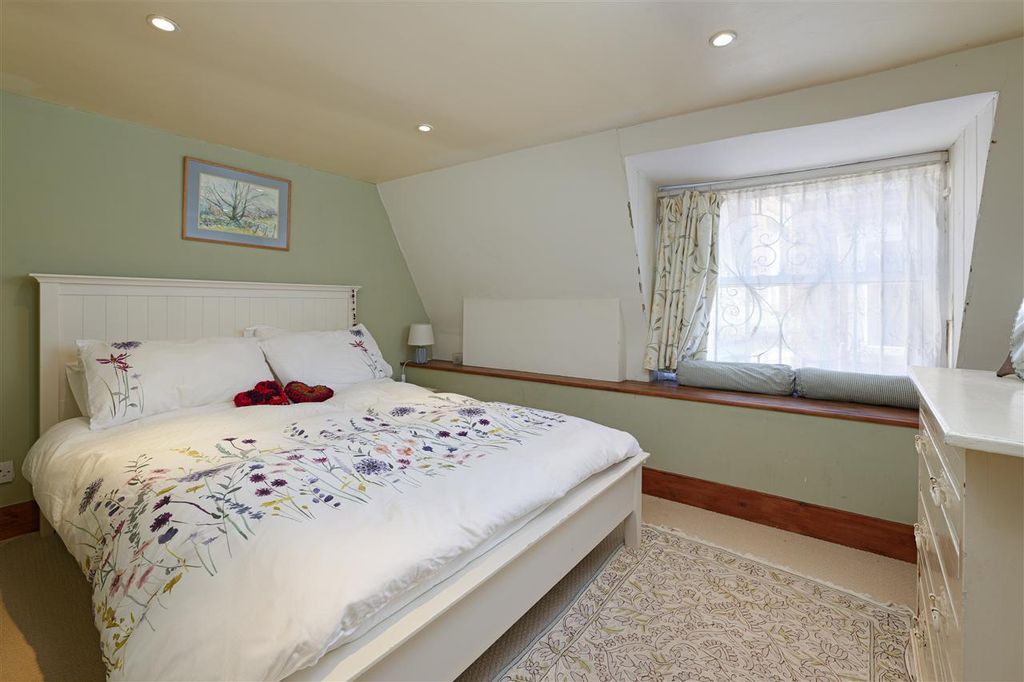 Additional image 20 of 5 bed terraced house for saleHugh House, Hugh Place, Faversham ME13