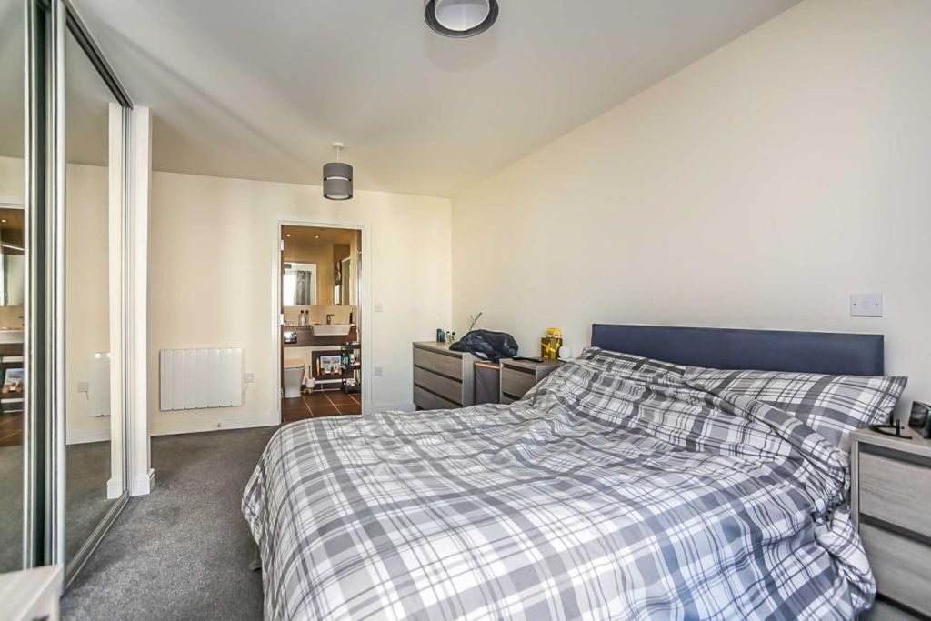 Additional image 8 of 2 bed flat for salePearl Lane, Gillingham ME7