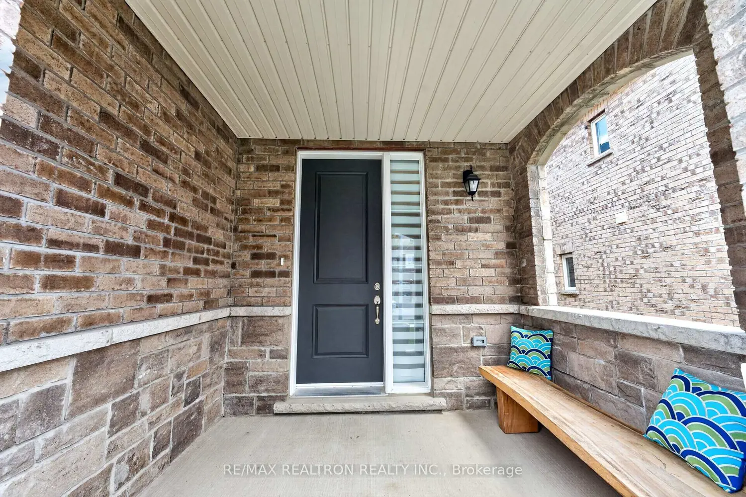 7 Forman Street photo 3
