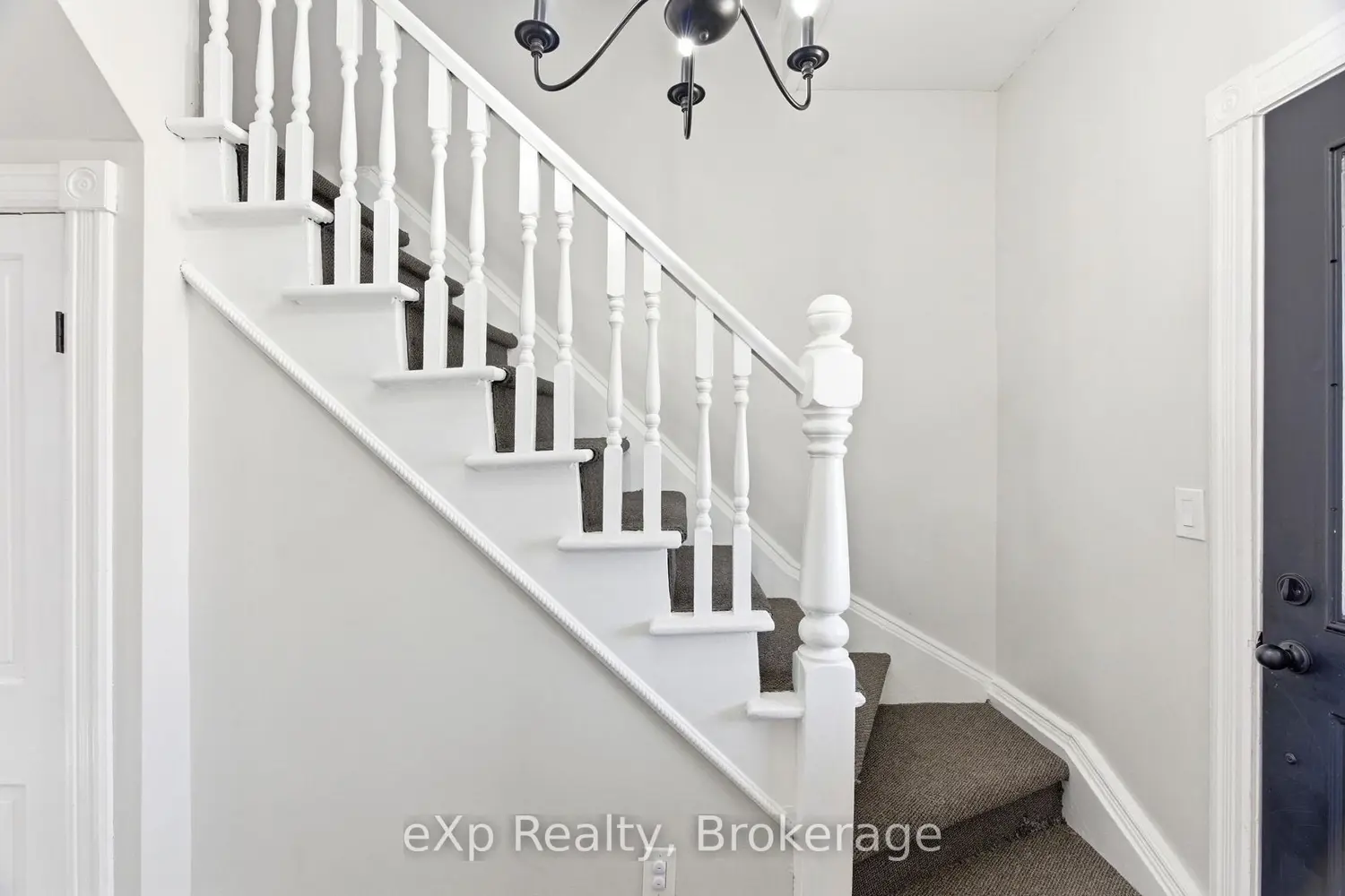 531 Brunswick Street photo 5