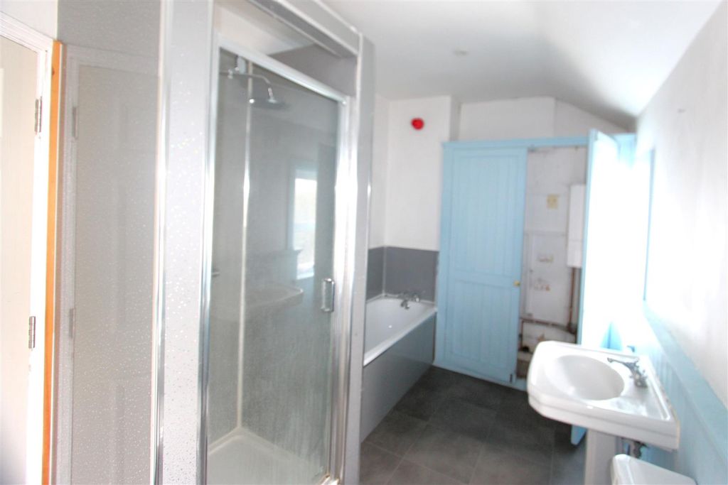 Additional image 17 of 3 bed semi-detached house for saleStuart Road, Gillingham ME7
