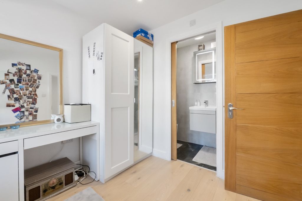 Additional image 13 of 4 bed detached bungalow for saleLaurel Avenue, Gravesend DA12