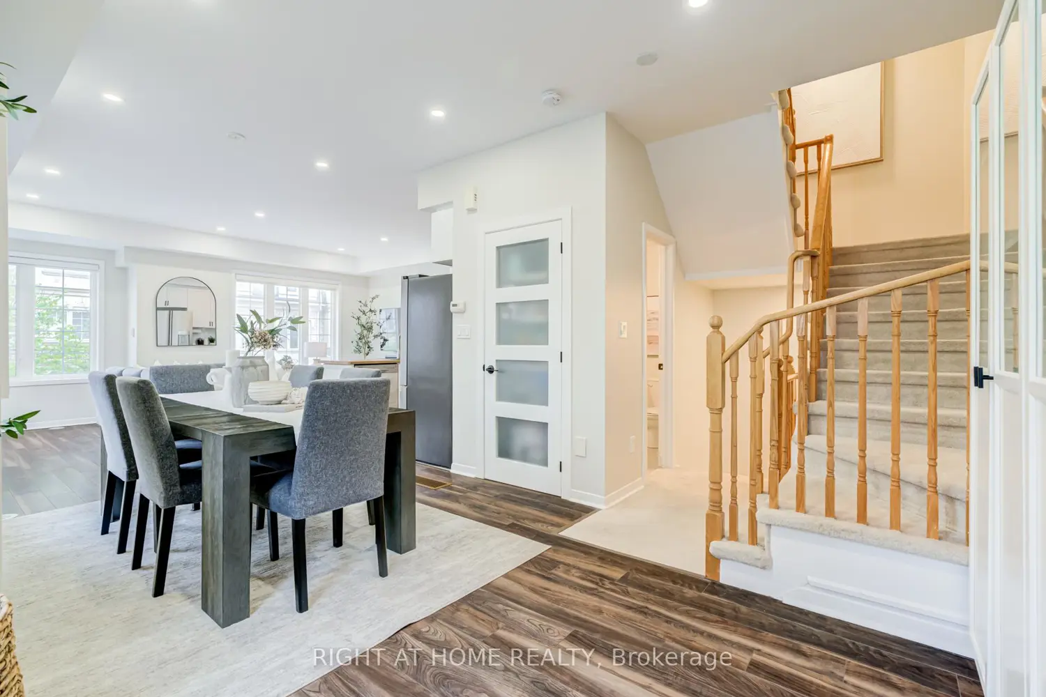 Additional image 6 of 1250 St Martins Drive 88