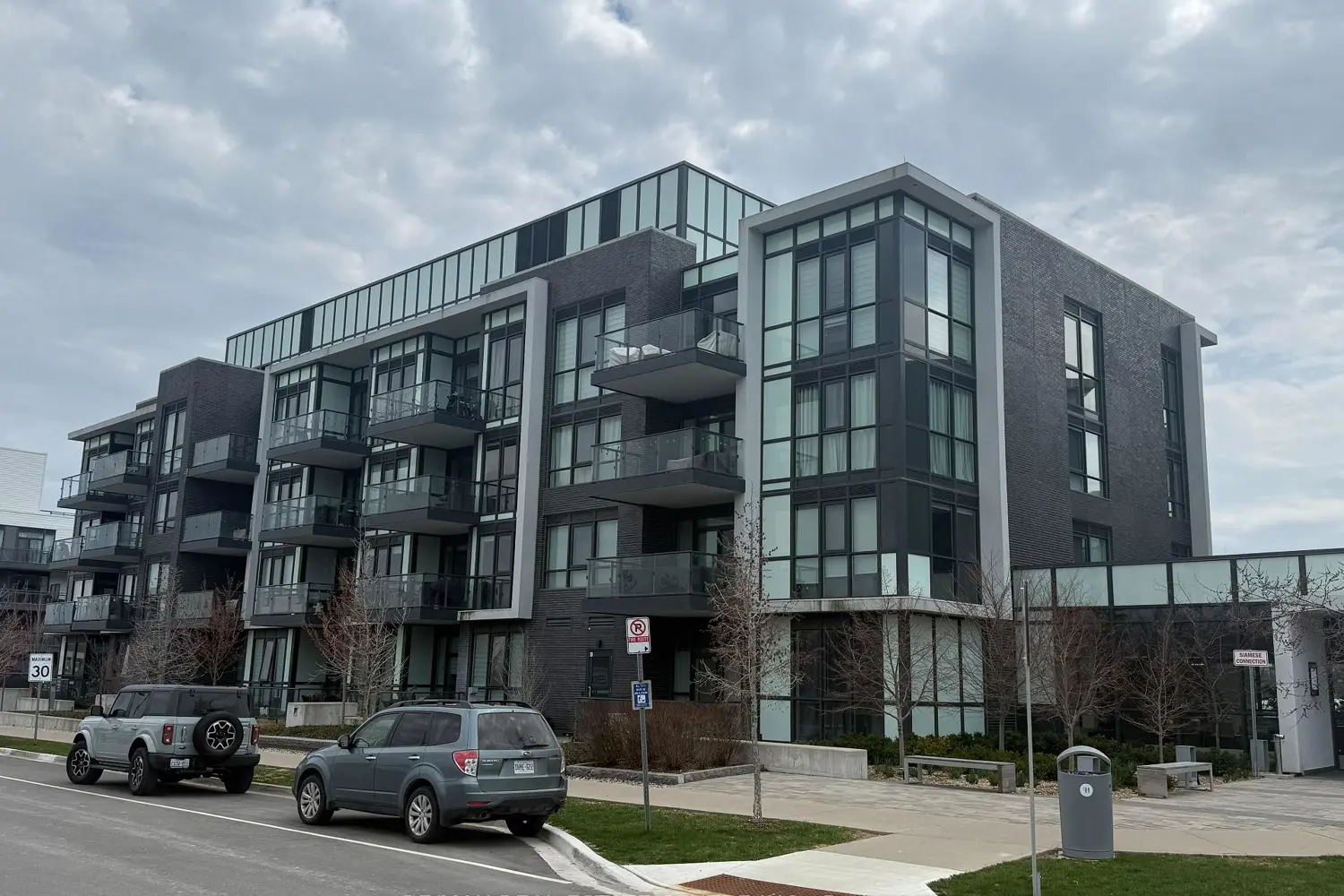 375 Sea Ray Avenue 106