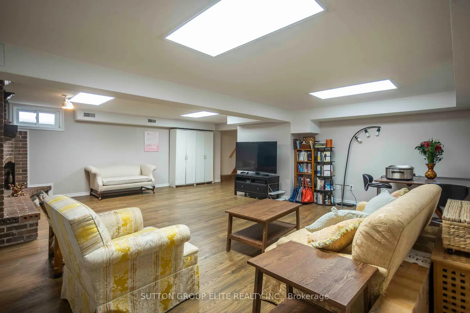 Additional image 9 of 4165 Victoria Avenue