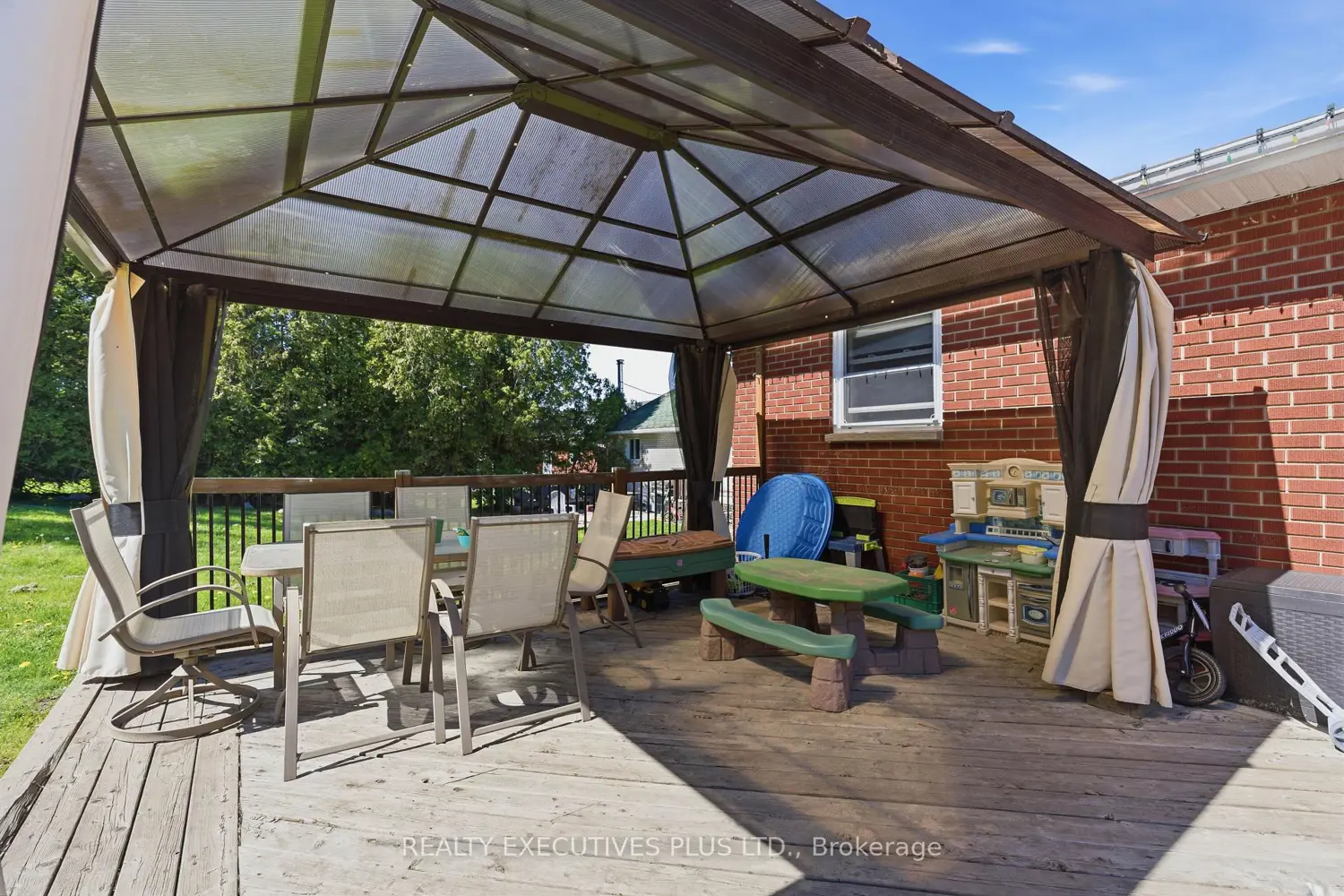 Additional image 18 of 448 Dominion Street