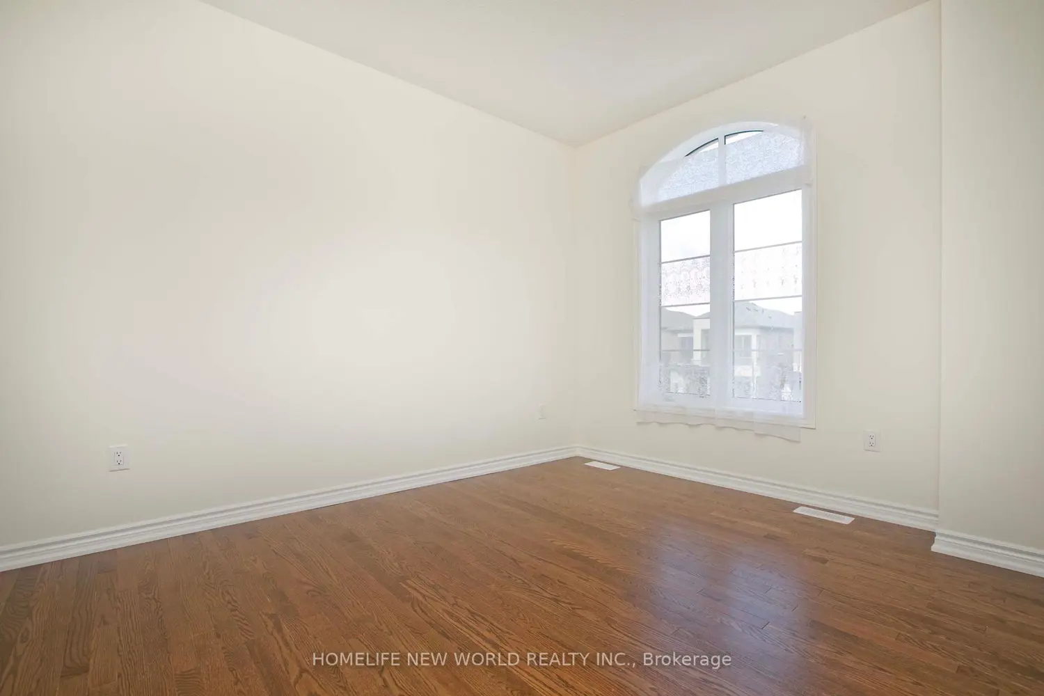 Additional image 17 of 1864 Irish Moss Square