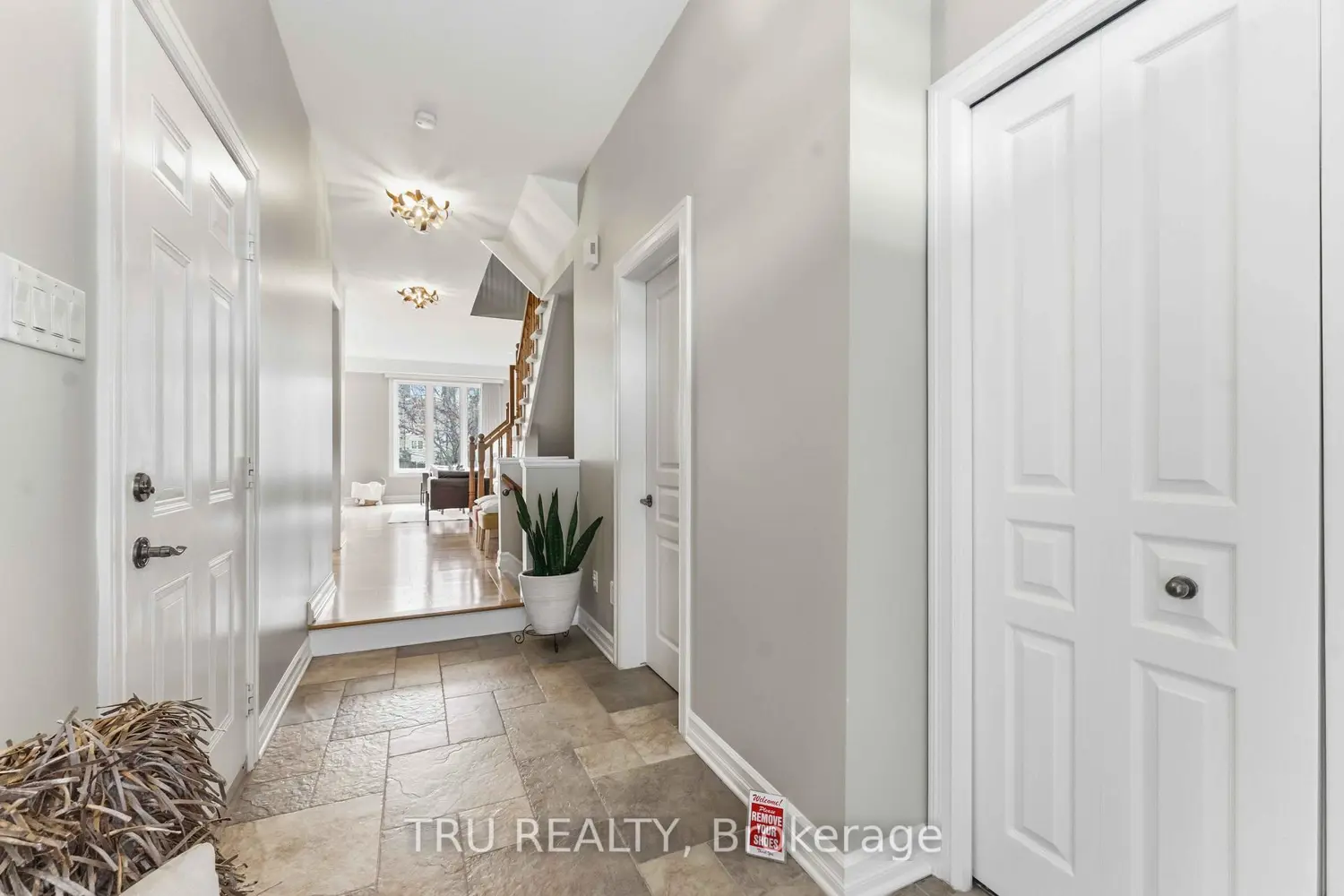 449 Celtic Ridge Crescent