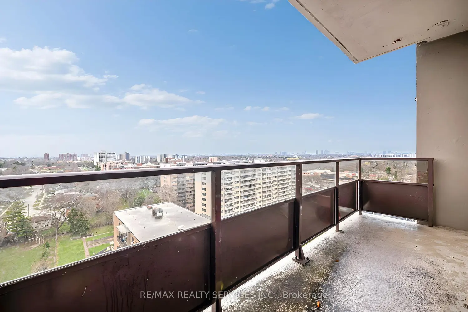 Additional image 11 of 180 Markham Road 1701