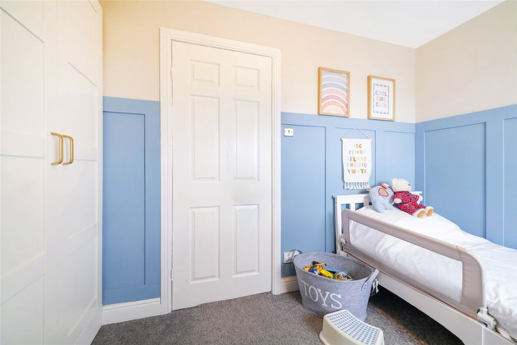 Additional image 18 of 2 bed terraced house for saleLuss Avenue, Greenock, Inverclyde PA15