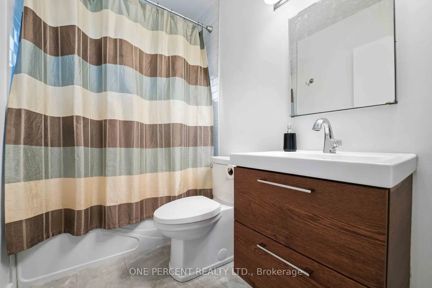 Additional image 3 of 933 Kincaid Court