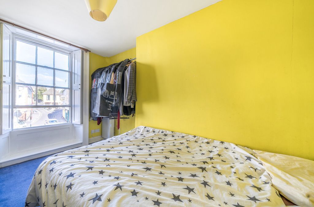 Additional image 7 of 2 bed flat for saleMarlborough Street, Faringdon, Oxfordshire SN7