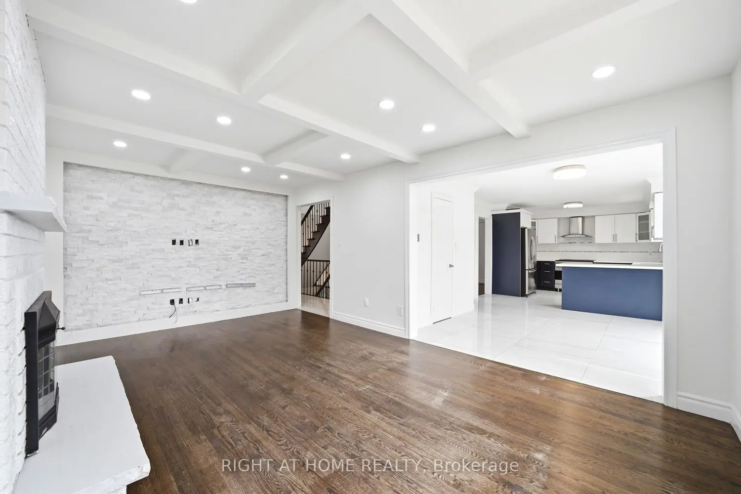 36 Ravenview Drive photo 4