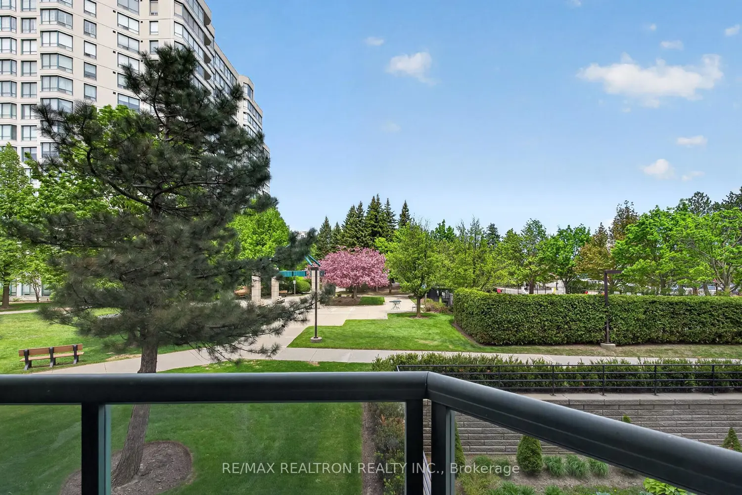 110 Promenade Circle 203 photo 4