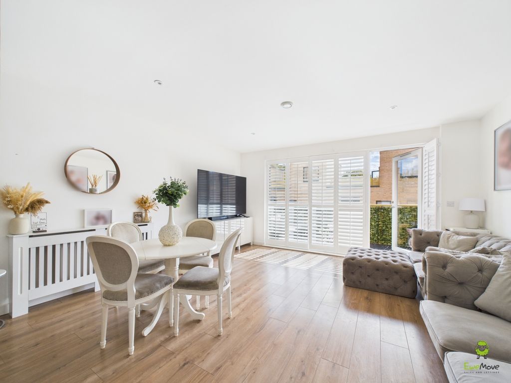 2 bed flat for saleGala Court, 83 Erith High Street, Erith, Kent DA8