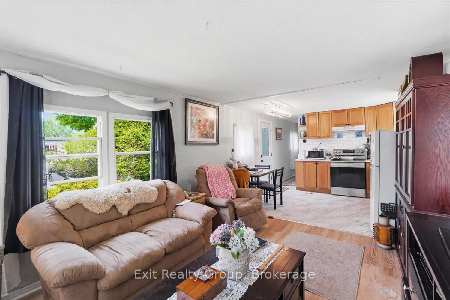 63 Whites Road 63 photo 5