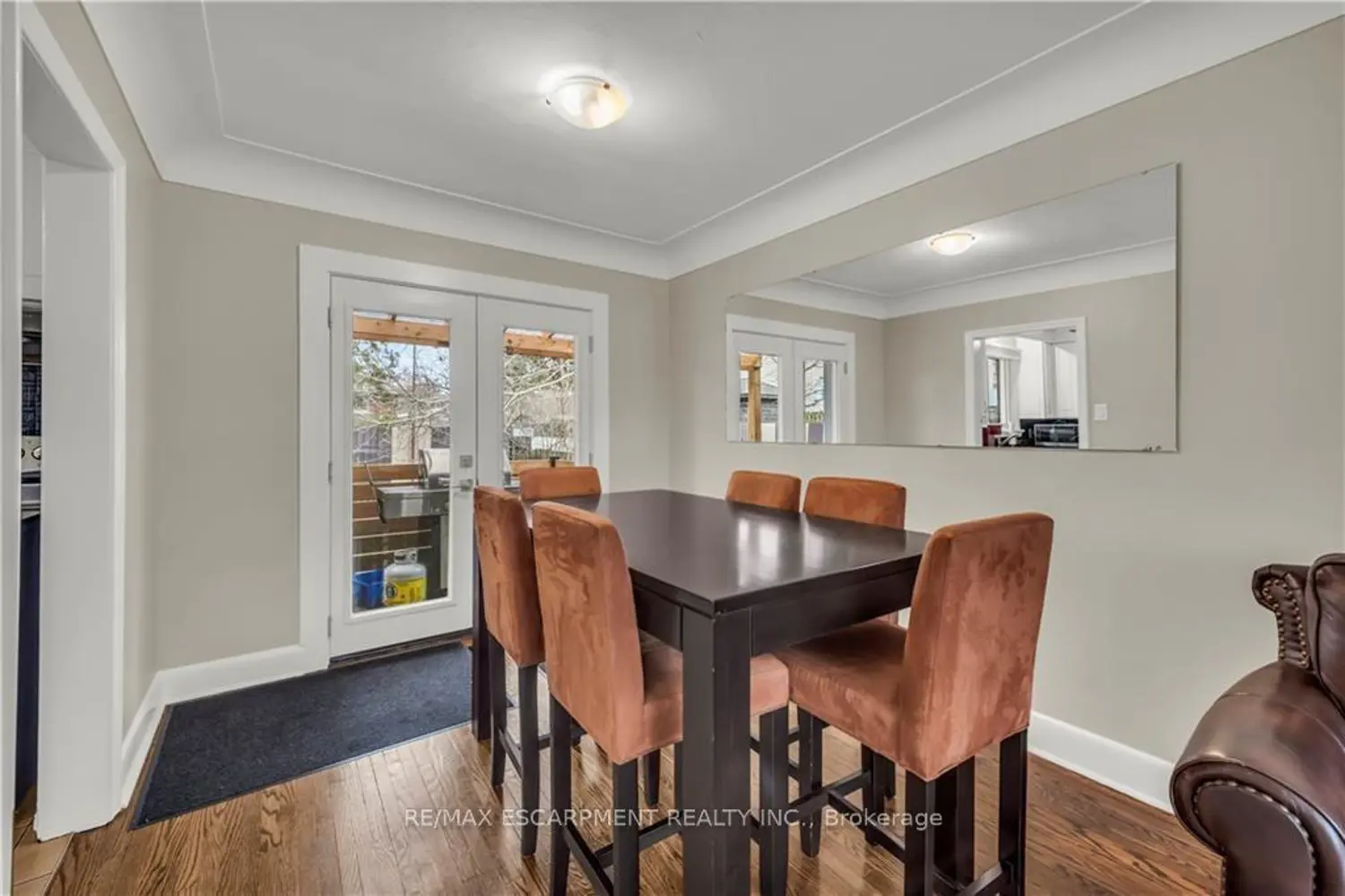 39 Bland Avenue photo 4